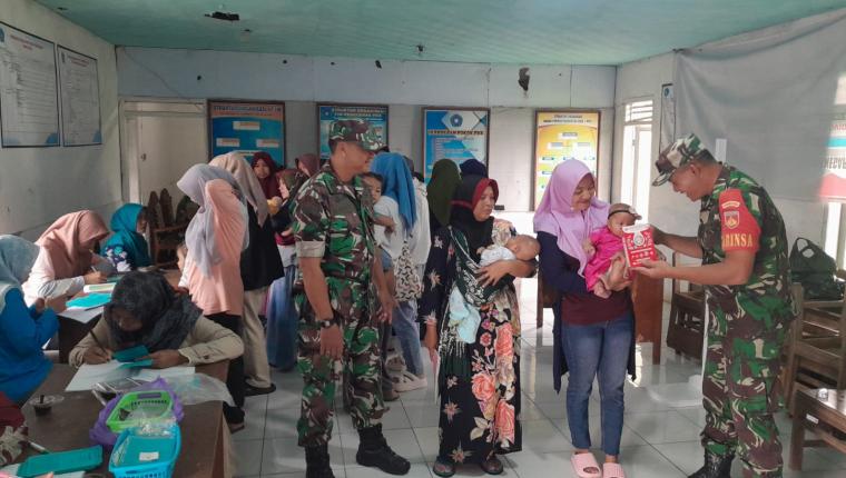 Tak Hanya Bangun Jalan Kopka Wahid Turut Dampingi Posyandu Warga Gumelem Kulon