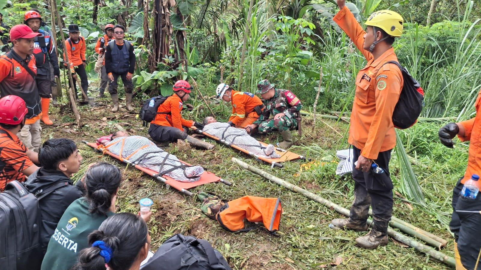 Evakuasi Berpacu dengan Waktu di Longsor Pandanarum