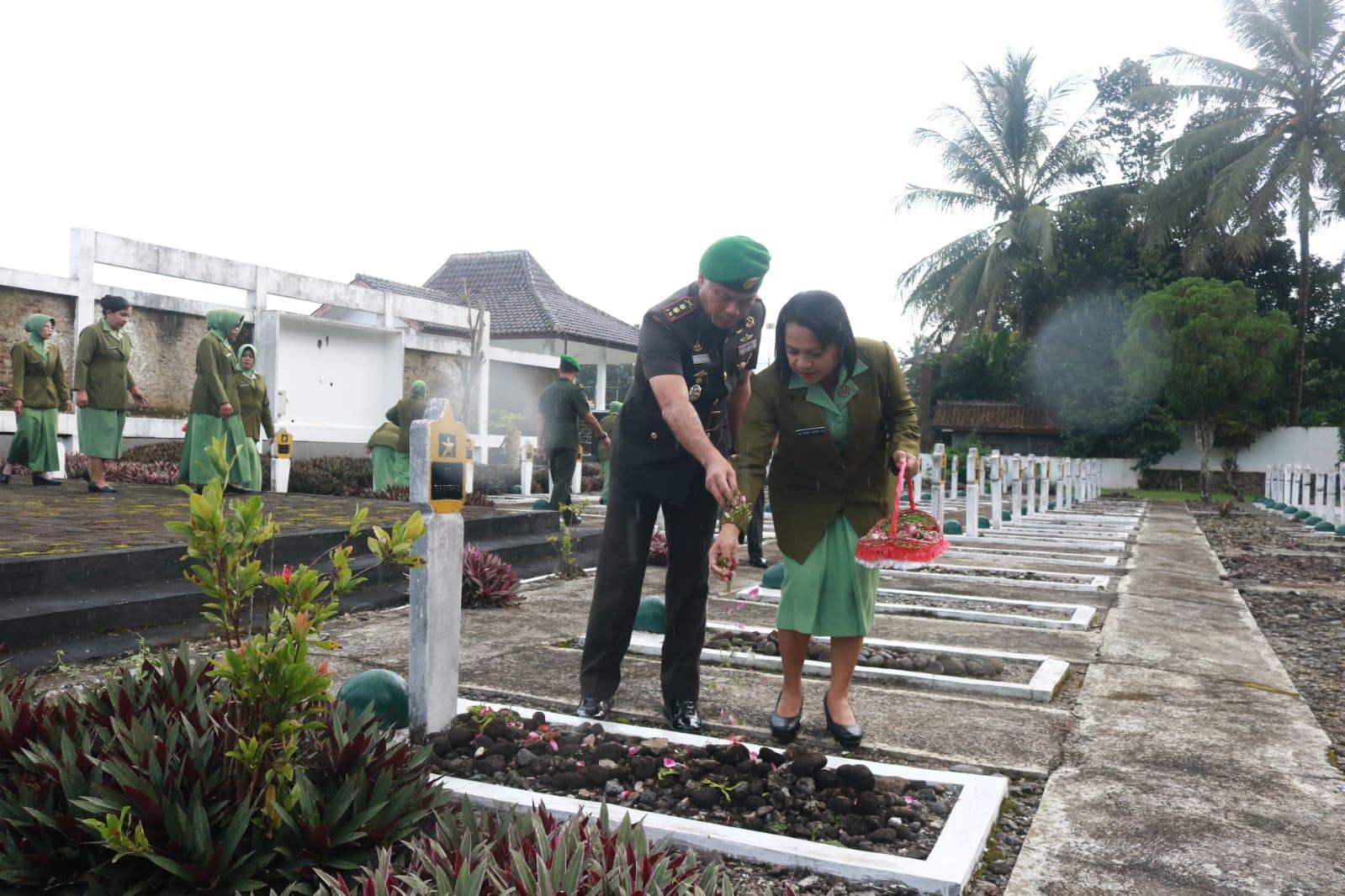 Dandim Banjarnegara Pimpin Ziarah Hari Juang TNI AD 2025