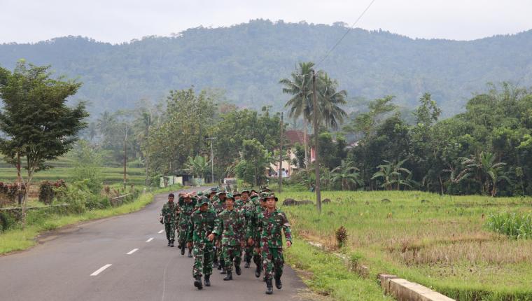 Hanmars 10 KM Uji Ketangguhan Prajurit Kodim 0704 Banjarnegara