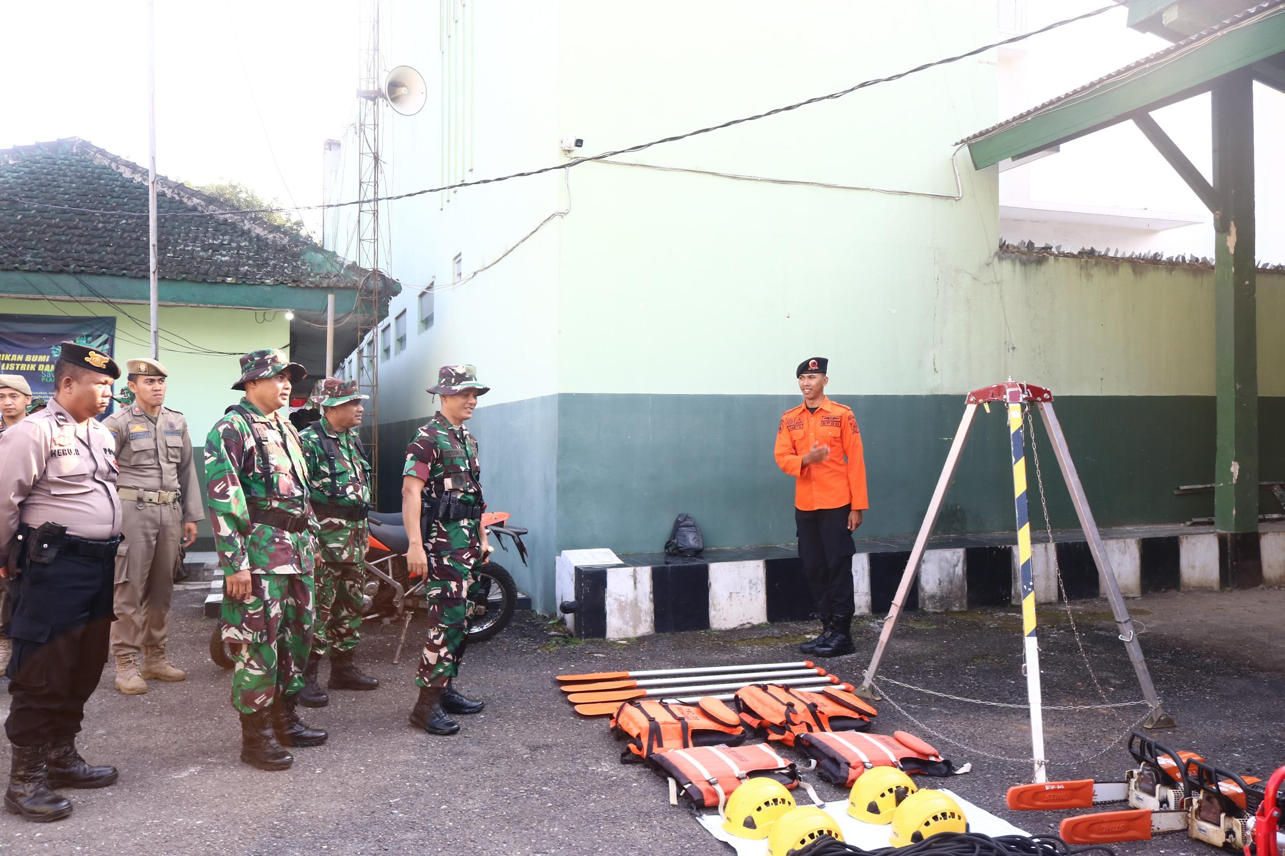 Banjarnegara Siaga Bencana Dandim 0704 Banjarnegara Pimpin Apel Kekuatan