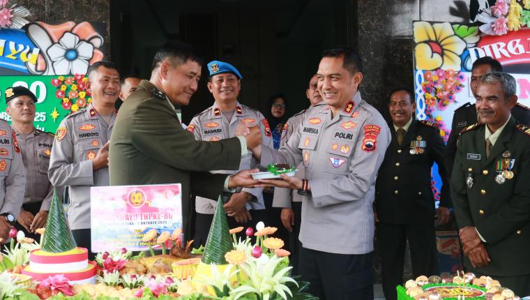 Kasdim Banjarnegara Sambut Kehangatan Ucapan dari Kapolres