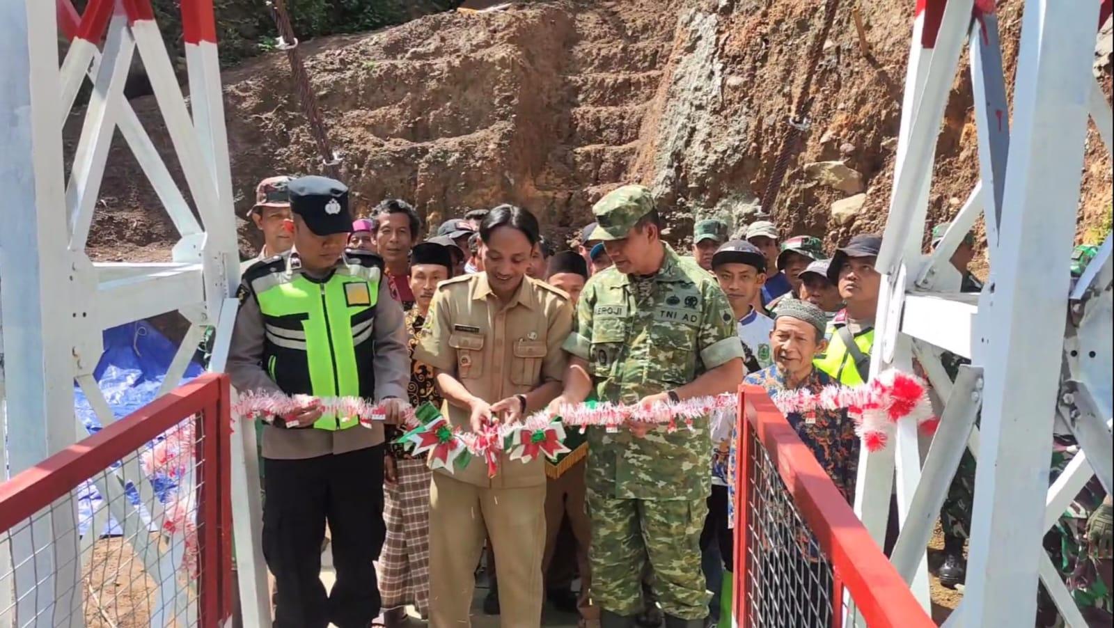 Kasdim 0704 Banjarnegara Resmikan Jembatan Perintis Garuda