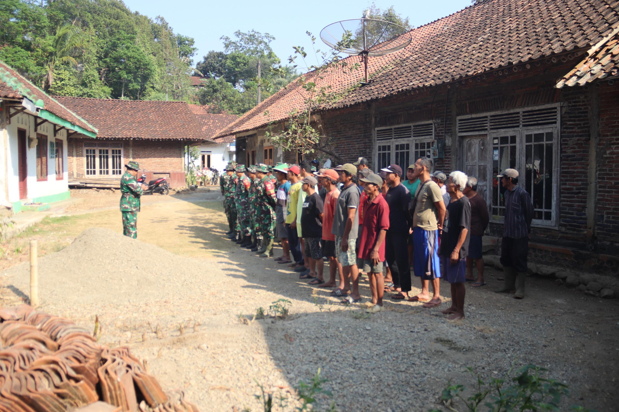Karya Bakti Kodim 0704 Banjarnegara Rehab MCK dan Tempat Wudu Mushola Al Ma’arif