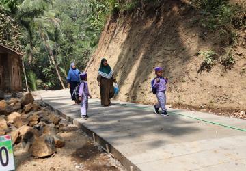 Senyum Noval di Jalan TMMD Harapan Kecil Menuju Masa Depan yang Lebih Mudah