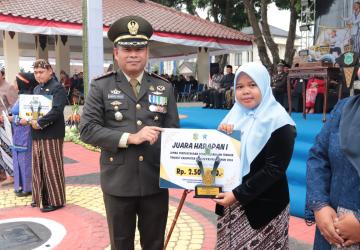 Dandim 0704 Banjarnegara Hadiri Upacara HUT ke-81 Kemerdekaan RI di Alun-Alun Banjarnegara