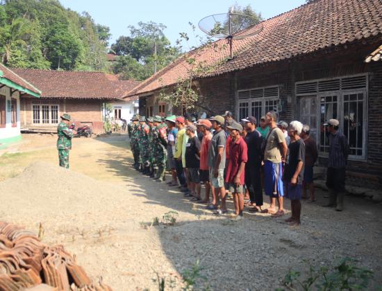 Karya Bakti Kodim 0704 Banjarnegara Rehab MCK dan Tempat Wudu Mushola Al Ma’arif